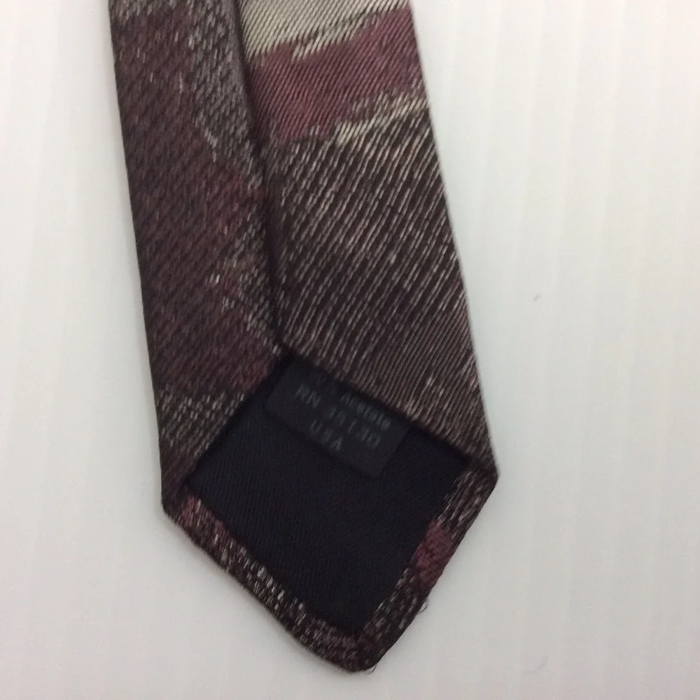 Salem Town Vintage MENS TIE NECKTIE 3.25 in Purple Gray Black Girl in the Shadow